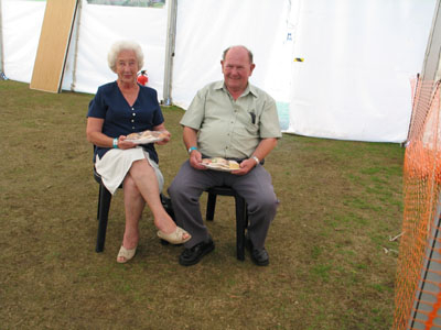 2006beerfest149 4944