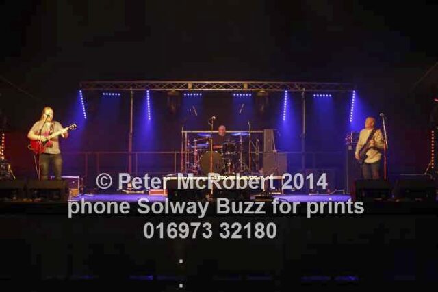 30 P5P0603 640x480