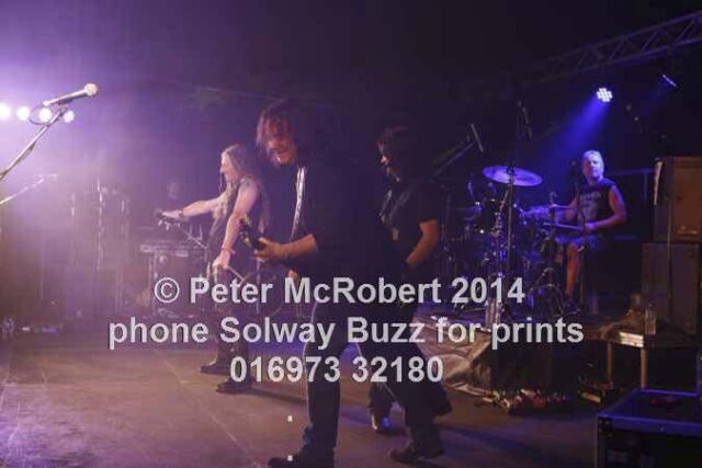 30 P5P0795 640x480