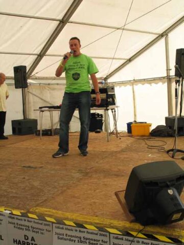 beerfestkareoke03