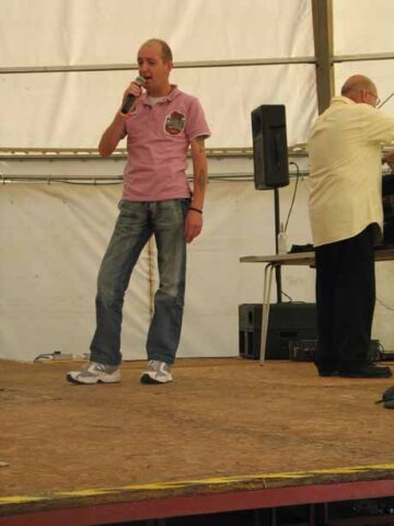 beerfestkareoke04