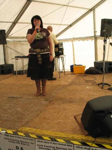 beerfestkareoke05