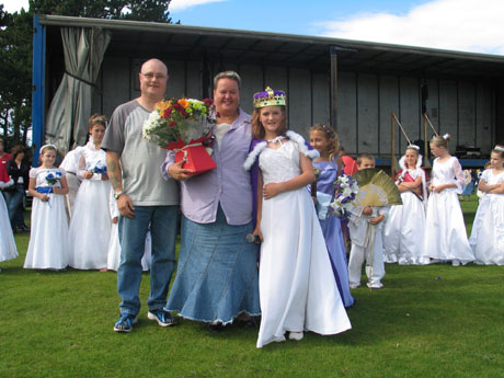 queen + family w