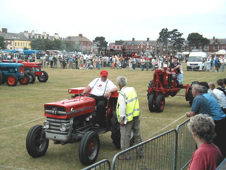 Tractor 640x480