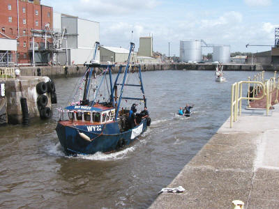 Trawler 0314 640x480